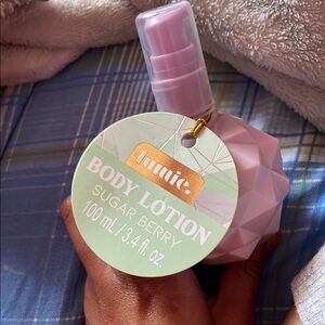 Umi Pink Body Lotion - Sugar Berry